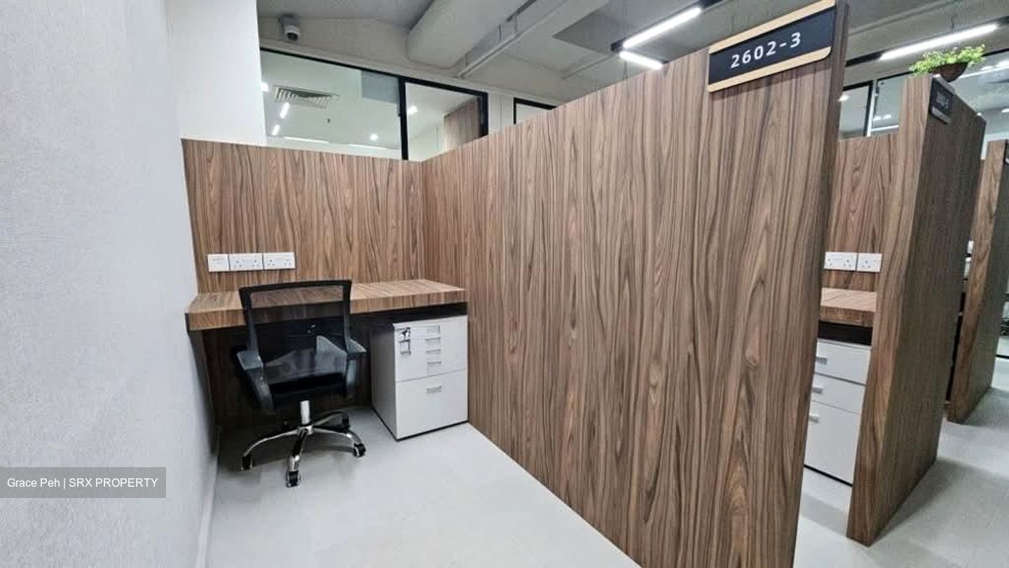International Plaza (D2), Office #544186361